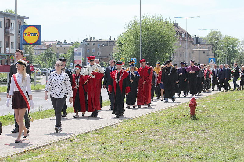 Uczelnia wkroczyła w dorosłość (zdjęcia)