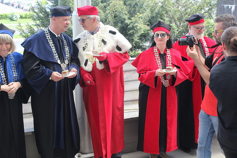 Uczelnia wkroczyła w dorosłość (zdjęcia)