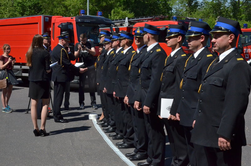 Wyróżnienia i awanse leszczyńskich strażaków (zdjęcia)