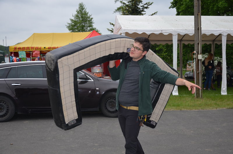 Dwa kontenery śmieci zebrano w Boszkowie (zdjęcia)