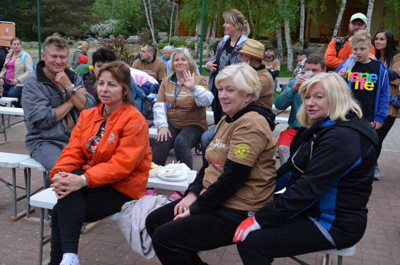 Dwa kontenery śmieci zebrano w Boszkowie (zdjęcia)