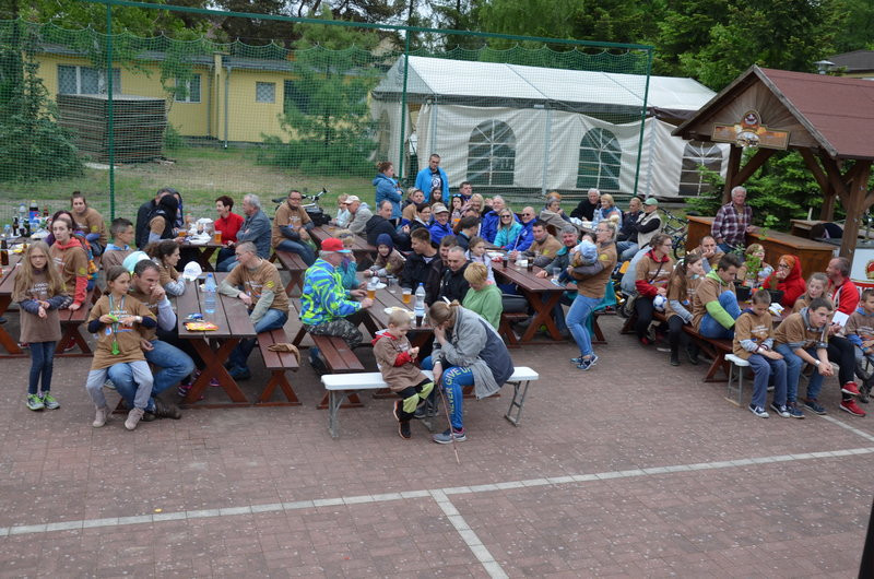 Dwa kontenery śmieci zebrano w Boszkowie (zdjęcia)