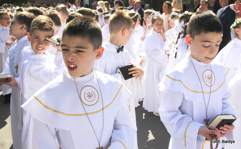 Przystąpili do I Komunii Świętej (zdjęcia)