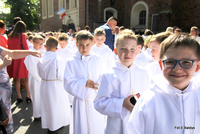 Przystąpili do I Komunii Świętej (zdjęcia)