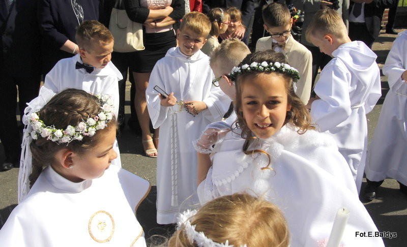 Przystąpili do I Komunii Świętej (zdjęcia)