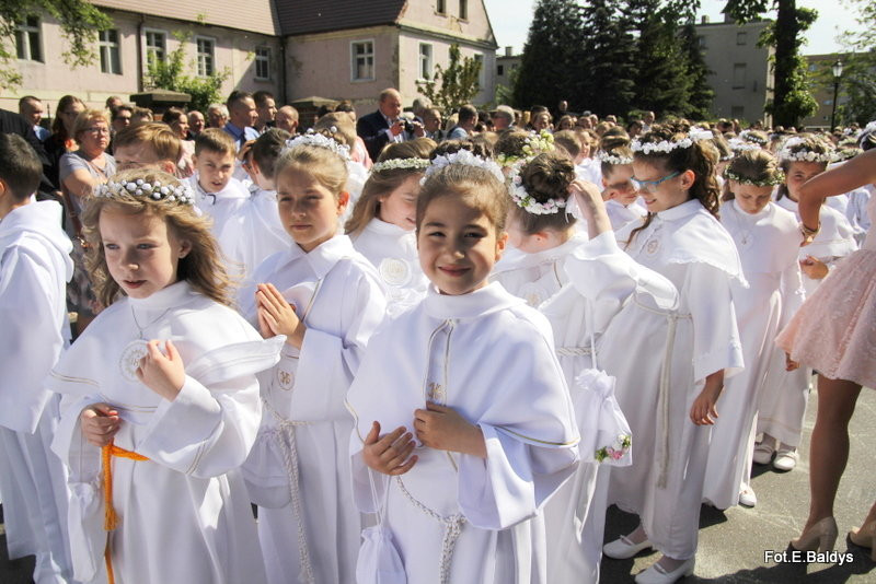 Przystąpili do I Komunii Świętej (zdjęcia)