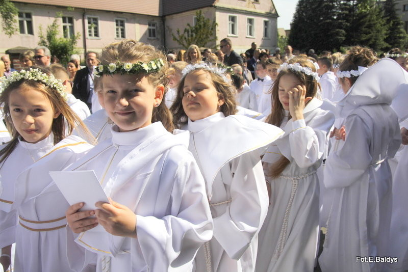 Przystąpili do I Komunii Świętej (zdjęcia)