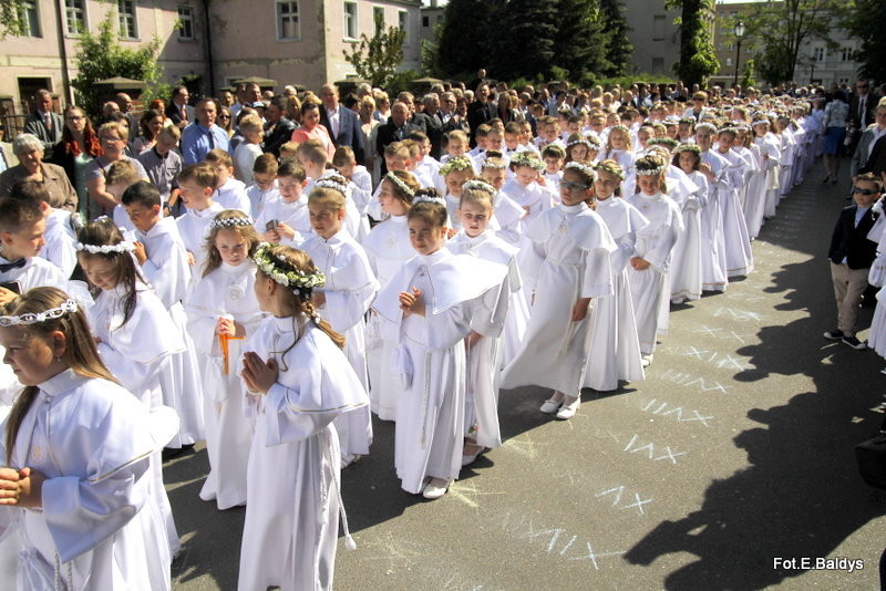 Przystąpili do I Komunii Świętej (zdjęcia)