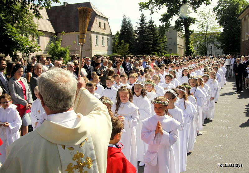 Przystąpili do I Komunii Świętej (zdjęcia)