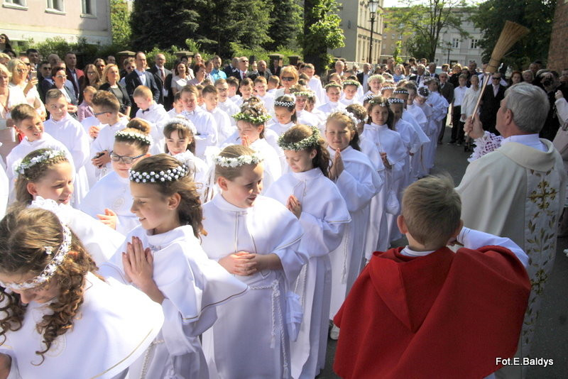 Przystąpili do I Komunii Świętej (zdjęcia)