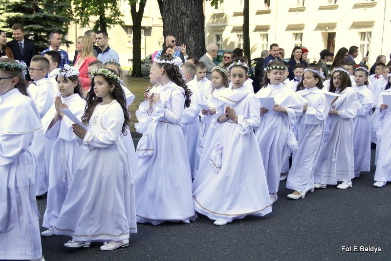 Przystąpili do I Komunii Świętej (zdjęcia)