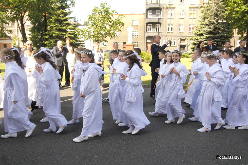 Przystąpili do I Komunii Świętej (zdjęcia)