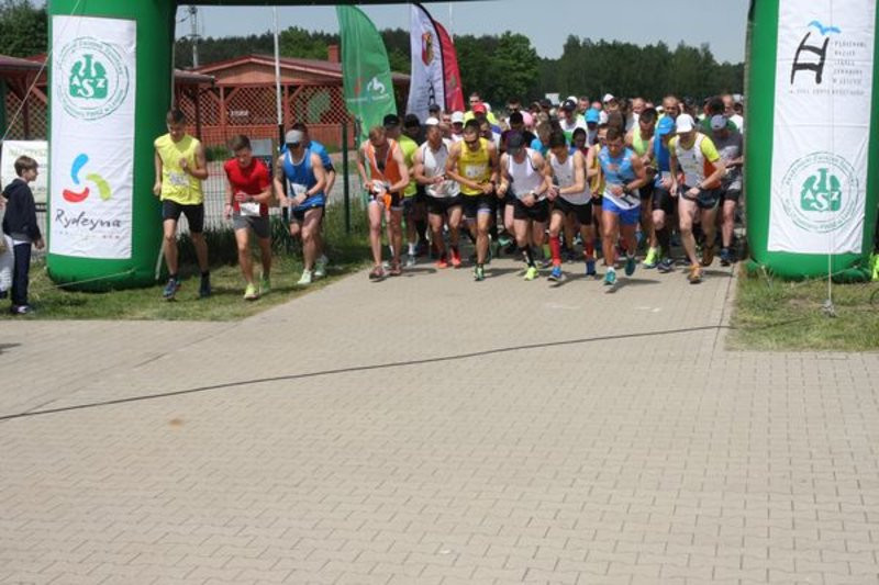 Z jedynką pierwszy na mecie (zdjęcia)