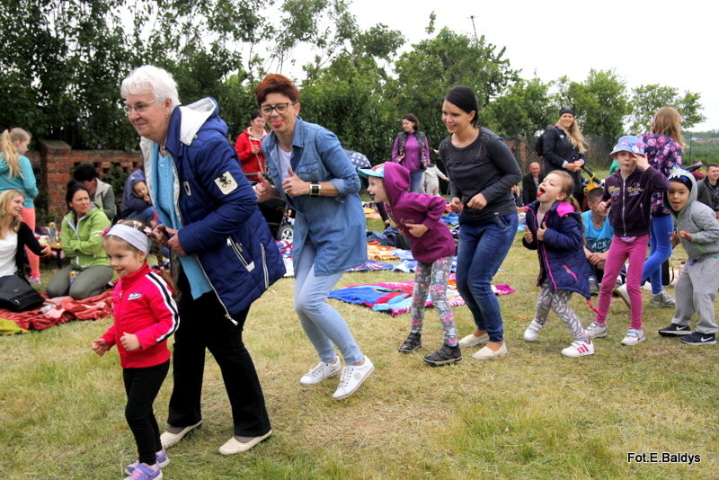 Festyn z niespodziankami w Osiecznej (zdjęcia)