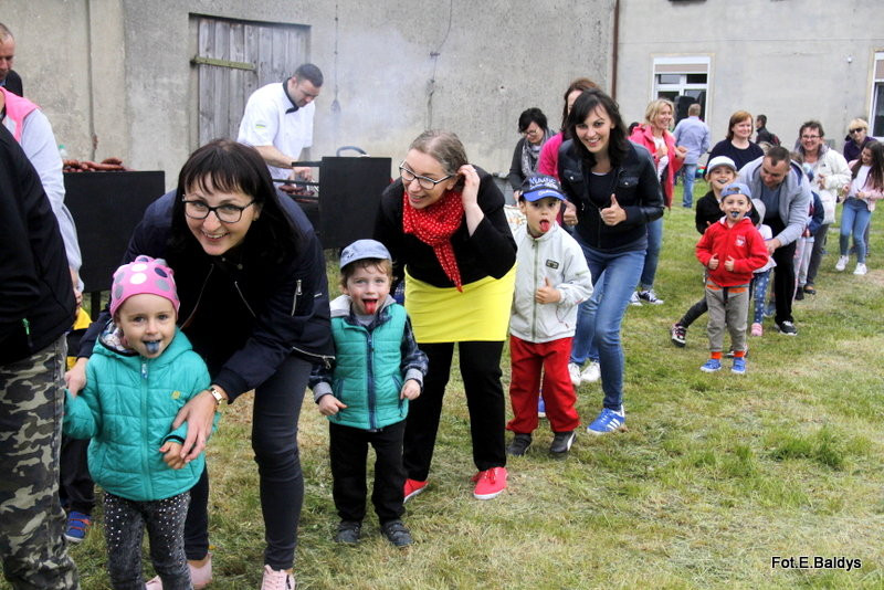 Festyn z niespodziankami w Osiecznej (zdjęcia)