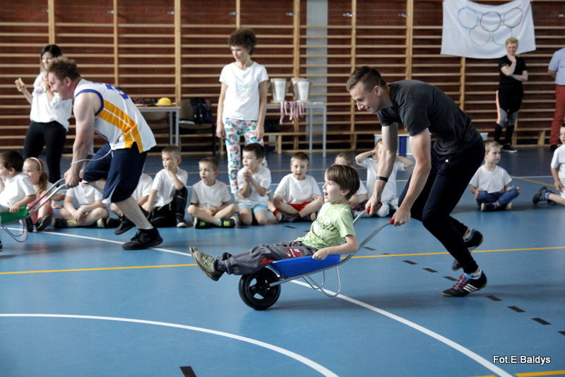 III Olimpiada Sportowa PM 13 (zdjęcia)