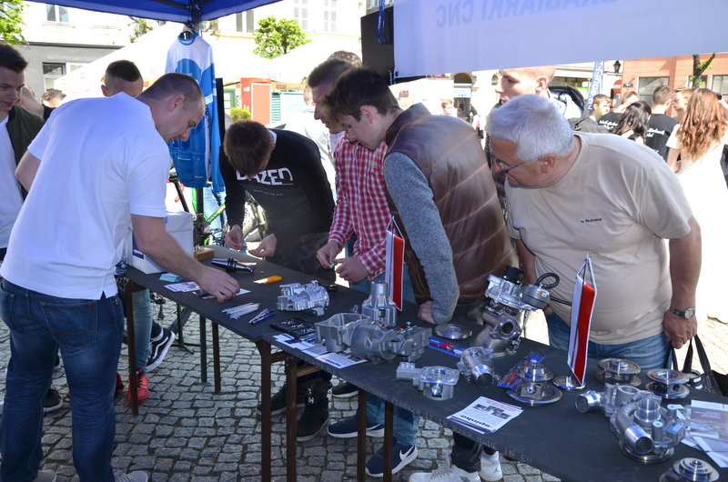 Zawodowcy opanowali Rynek (zdjęcia)