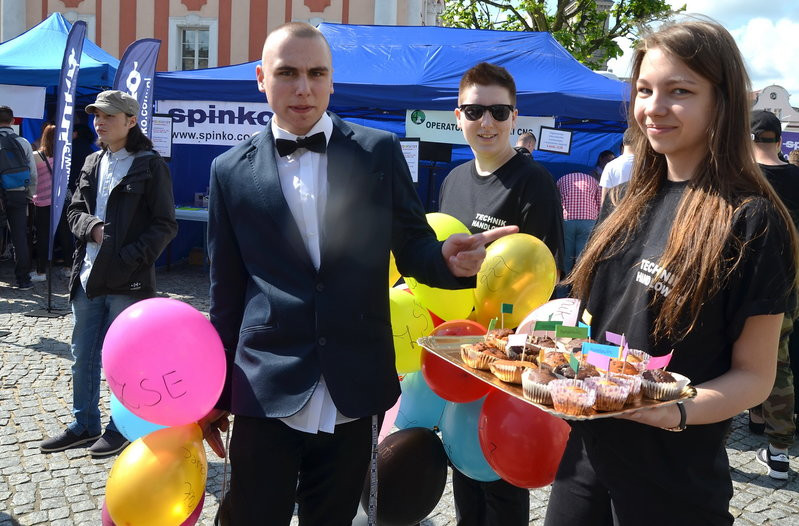 Zawodowcy opanowali Rynek (zdjęcia)