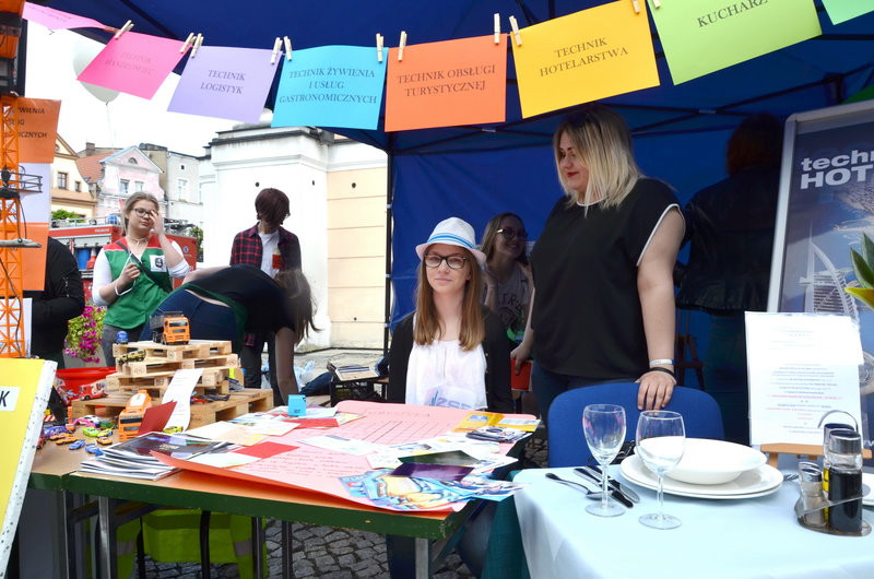 Zawodowcy opanowali Rynek (zdjęcia)