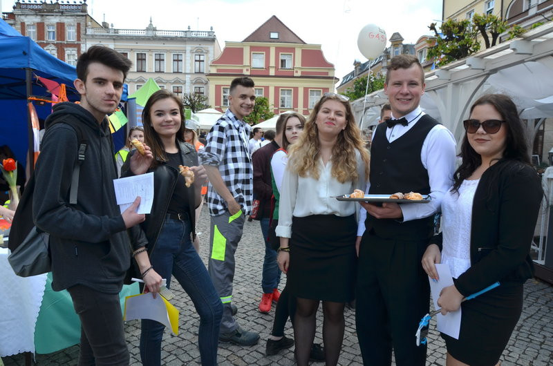 Zawodowcy opanowali Rynek (zdjęcia)