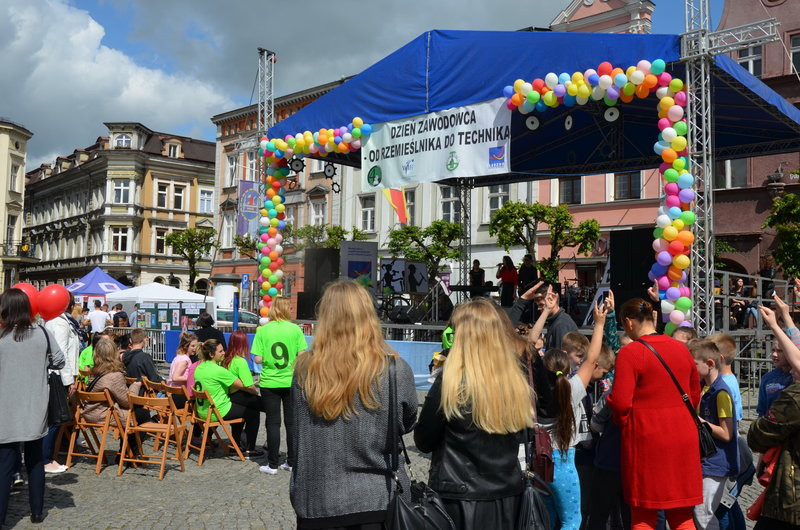 Zawodowcy opanowali Rynek (zdjęcia)