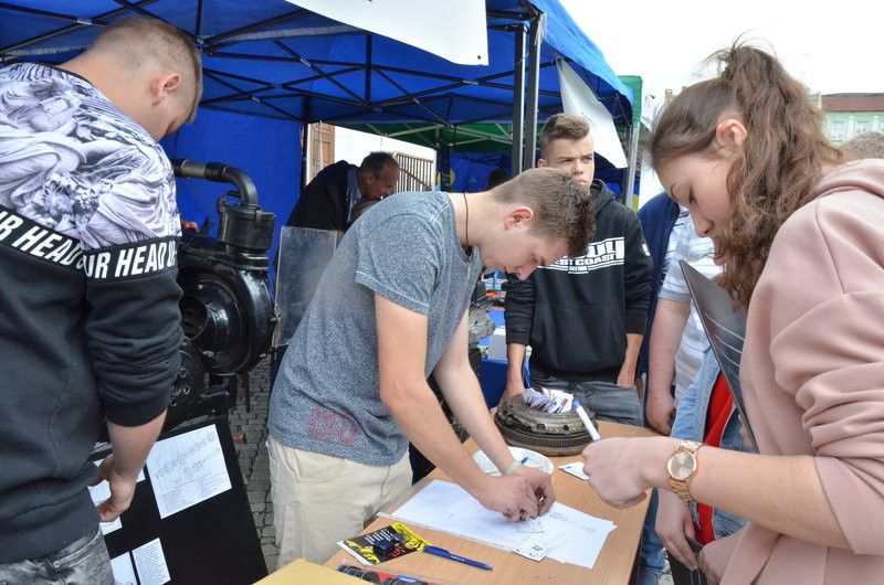 Zawodowcy opanowali Rynek (zdjęcia)