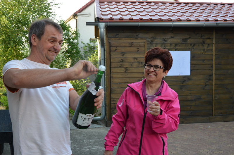 Szampan za obywatelski sukces (zdjęcia)