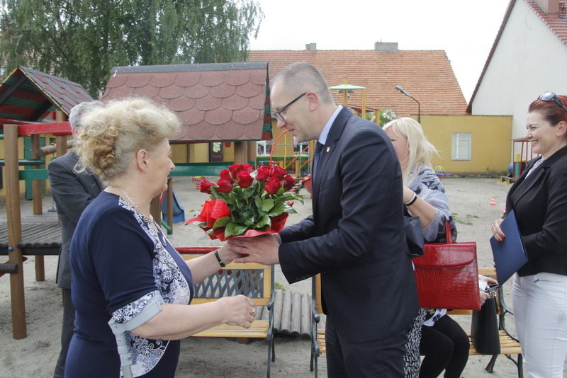 Przedszkole nr 12 ma nowy plac zabaw (zdjęcia)