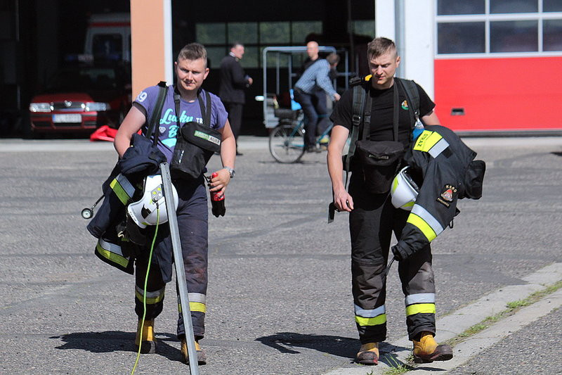 Niecodzienne ćwiczenia strażackie (zdjęcia)