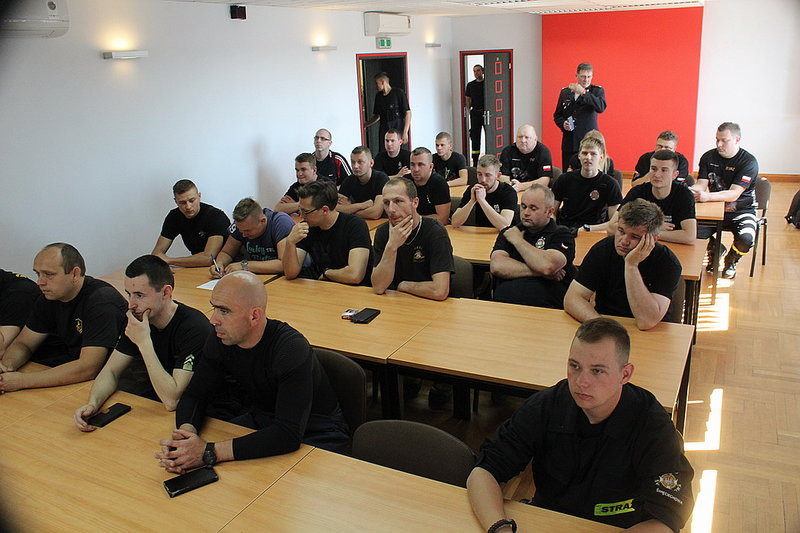 Niecodzienne ćwiczenia strażackie (zdjęcia)