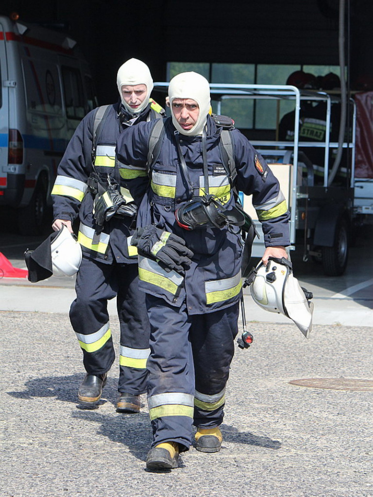 Niecodzienne ćwiczenia strażackie (zdjęcia)