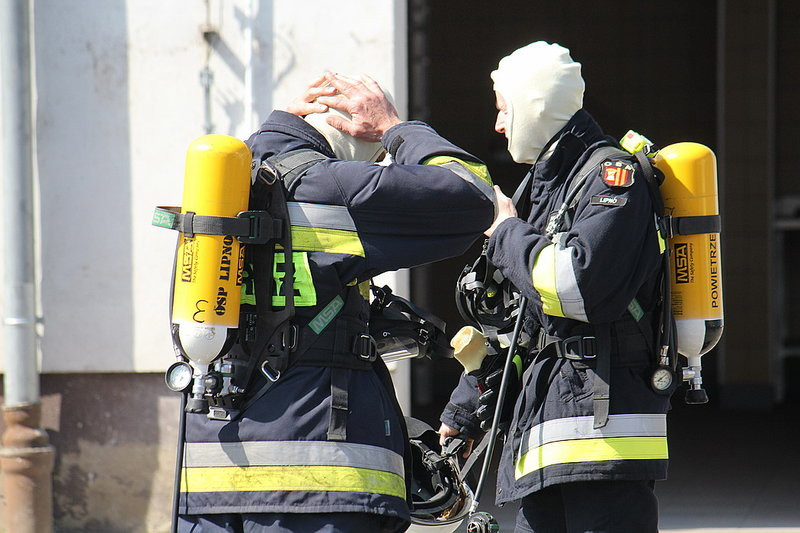 Niecodzienne ćwiczenia strażackie (zdjęcia)