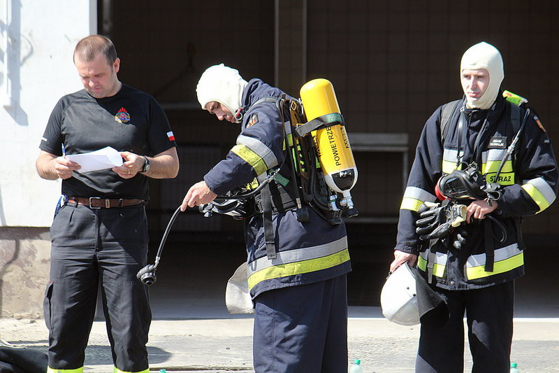 Niecodzienne ćwiczenia strażackie (zdjęcia)
