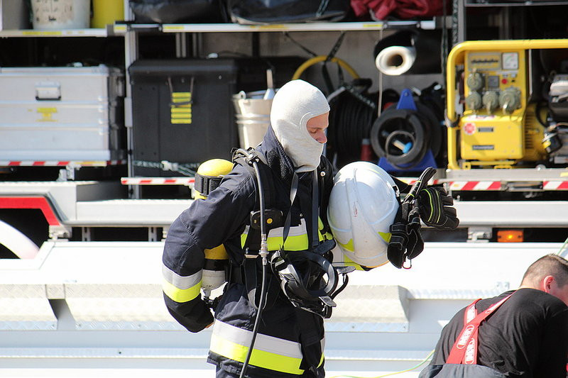 Niecodzienne ćwiczenia strażackie (zdjęcia)