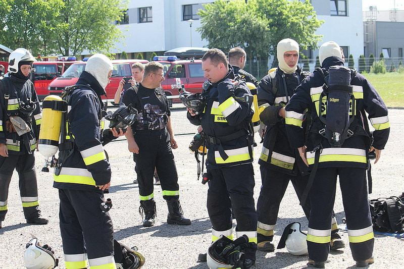 Niecodzienne ćwiczenia strażackie (zdjęcia)