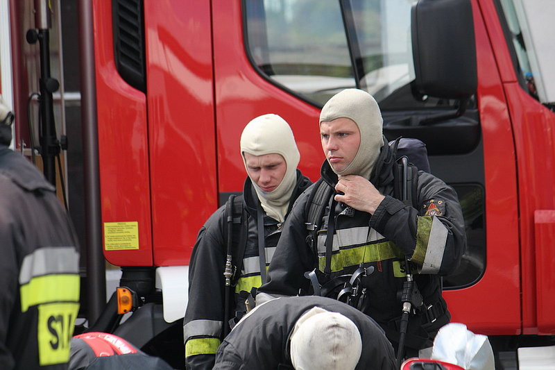 Niecodzienne ćwiczenia strażackie (zdjęcia)