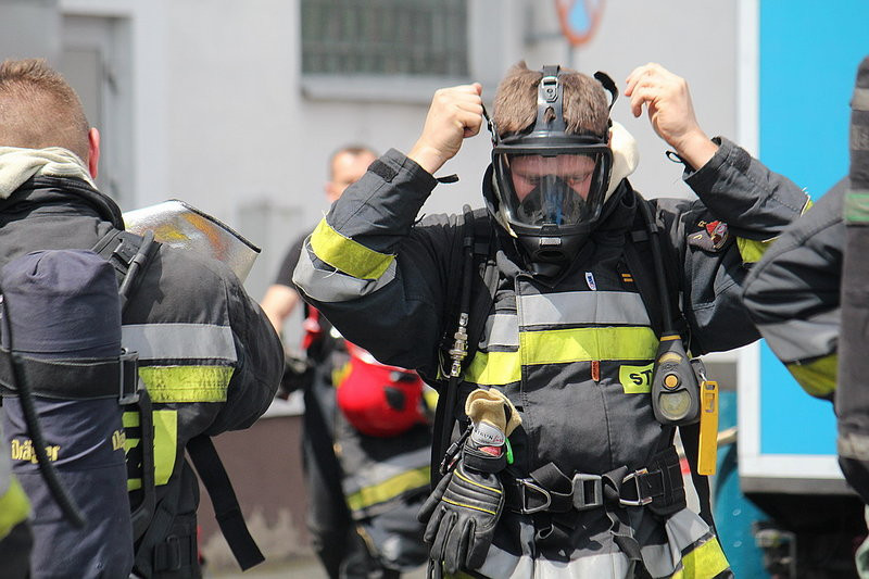 Niecodzienne ćwiczenia strażackie (zdjęcia)