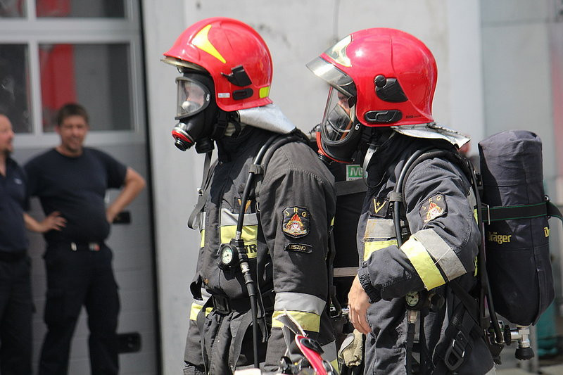 Niecodzienne ćwiczenia strażackie (zdjęcia)