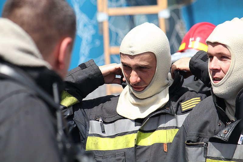 Niecodzienne ćwiczenia strażackie (zdjęcia)