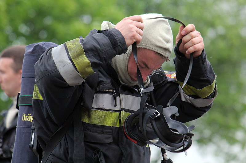 Niecodzienne ćwiczenia strażackie (zdjęcia)