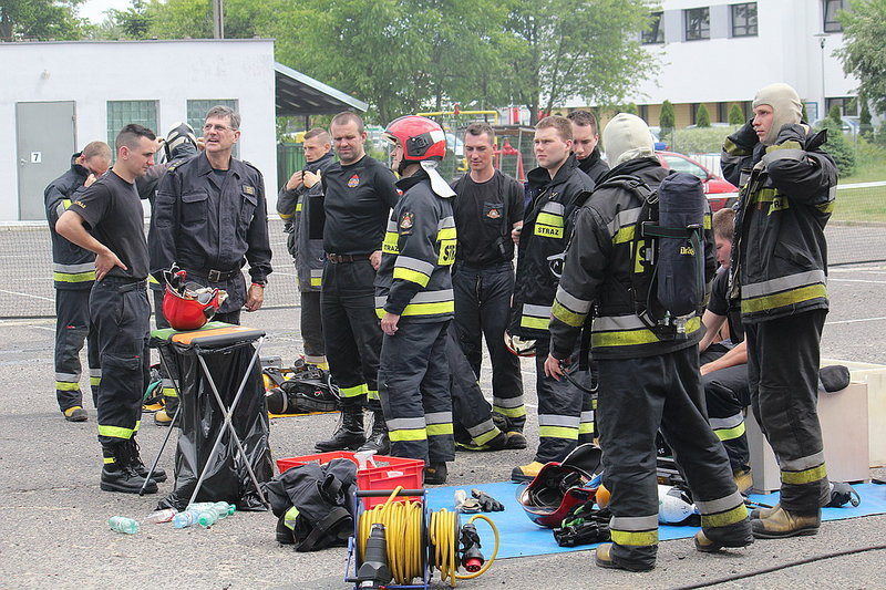 Niecodzienne ćwiczenia strażackie (zdjęcia)