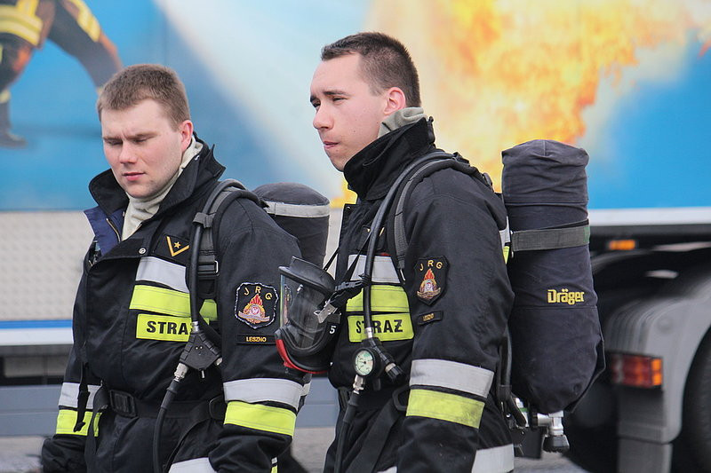 Niecodzienne ćwiczenia strażackie (zdjęcia)