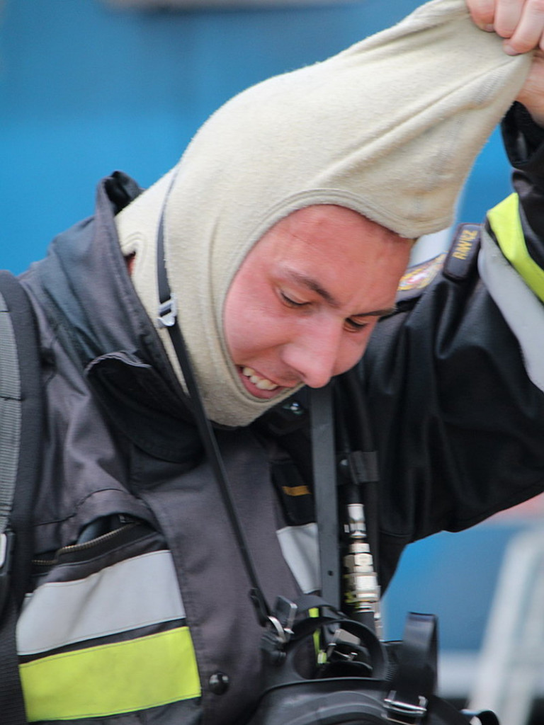 Niecodzienne ćwiczenia strażackie (zdjęcia)