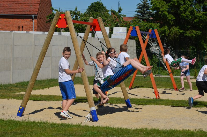 Plac zabaw na Dzień Dziecka