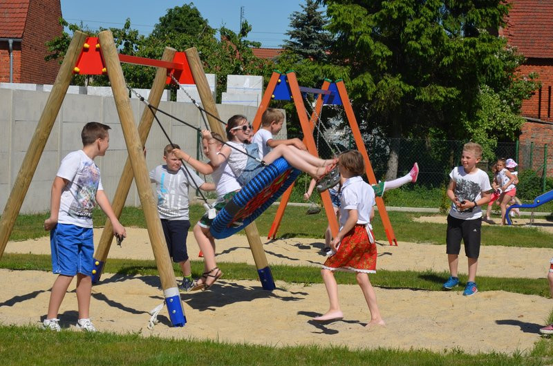 Plac zabaw na Dzień Dziecka