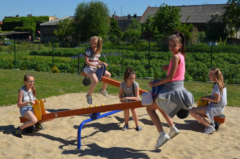 Plac zabaw na Dzień Dziecka