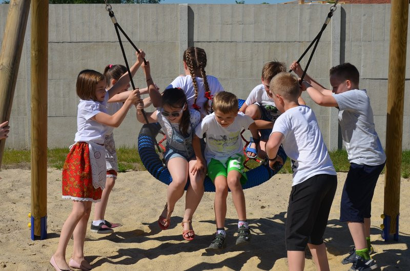 Plac zabaw na Dzień Dziecka