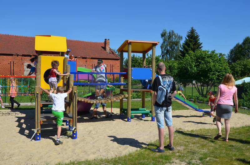 Plac zabaw na Dzień Dziecka