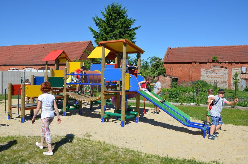 Plac zabaw na Dzień Dziecka