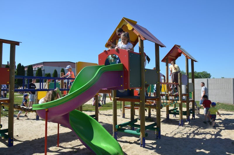 Plac zabaw na Dzień Dziecka